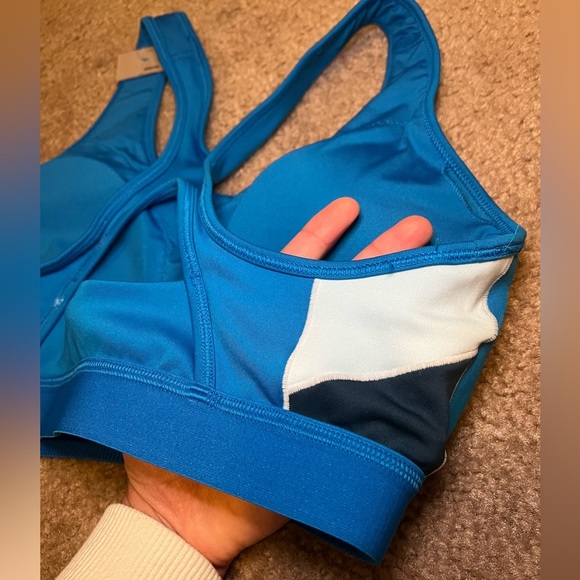 Adidas Blue Sports Bra Women’s Large (Brand New) - Picture 5 of 6